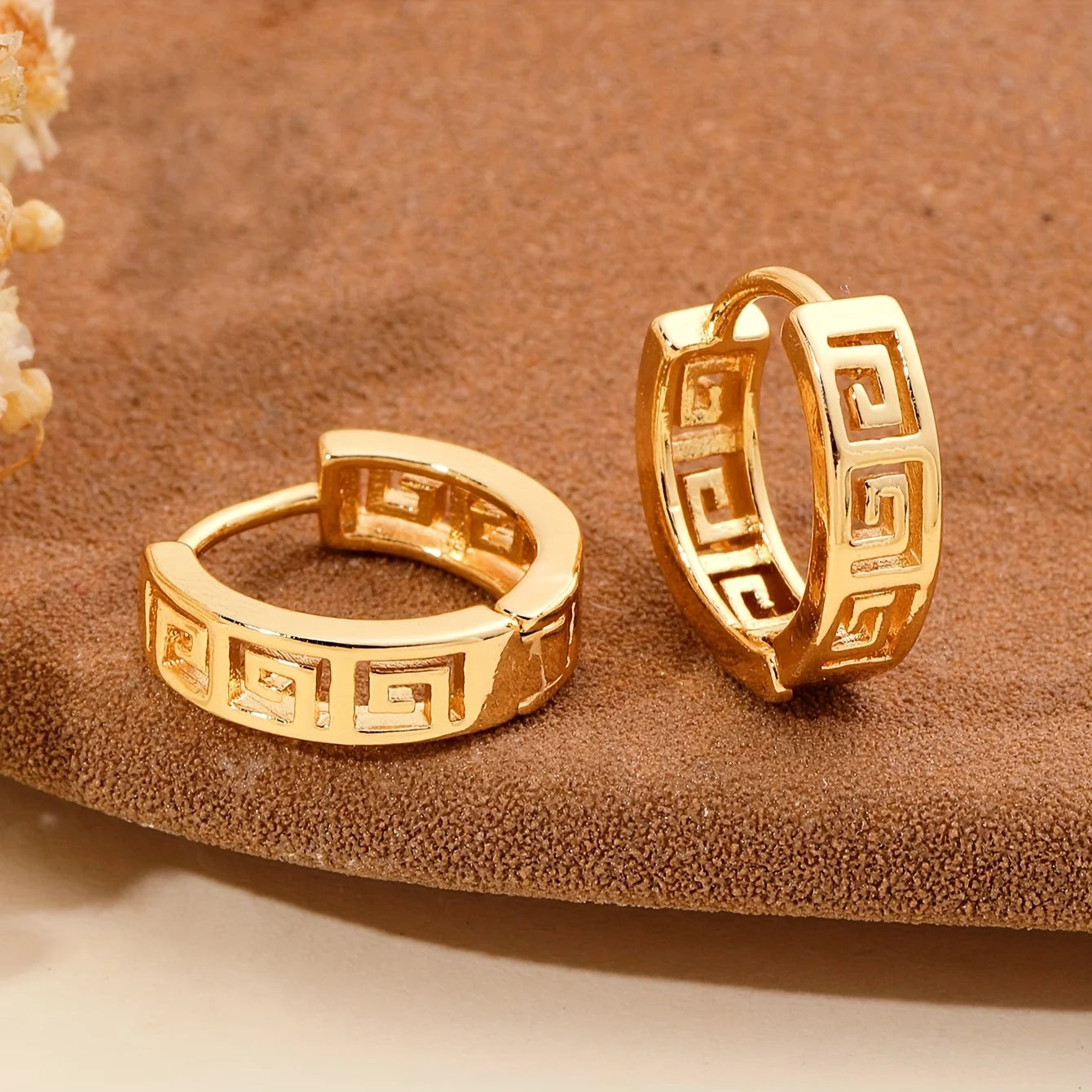 18K Gold Mesh Hoop Earrings